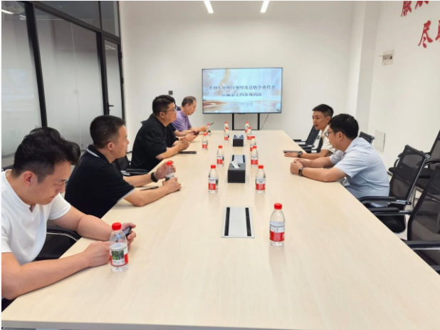 互学互鉴 聚力共赢 | 嘉鹿数字营销集团到余上鸥参观调研